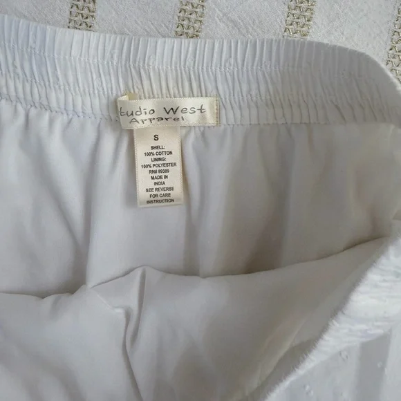 Studio West White Swiss Dot Tiered Midi Skirt Size Small Elastic Waist - Picture 4 of 6